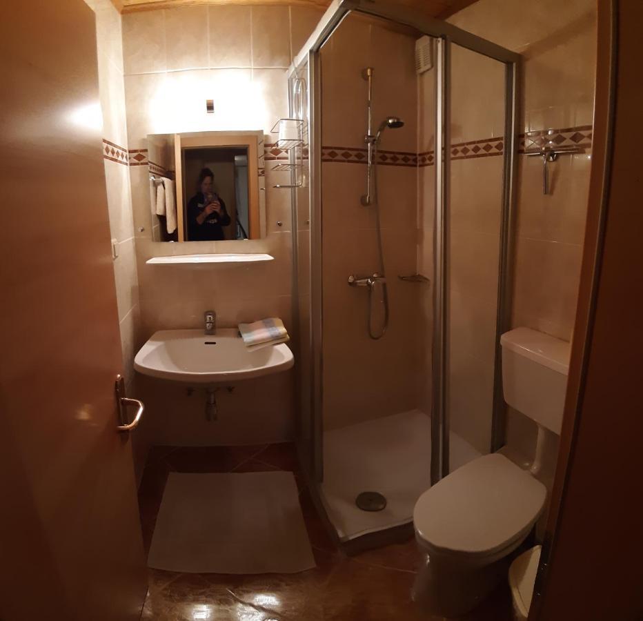 Ferienwohnung Schoenauer Haus im Ennstal Buitenkant foto