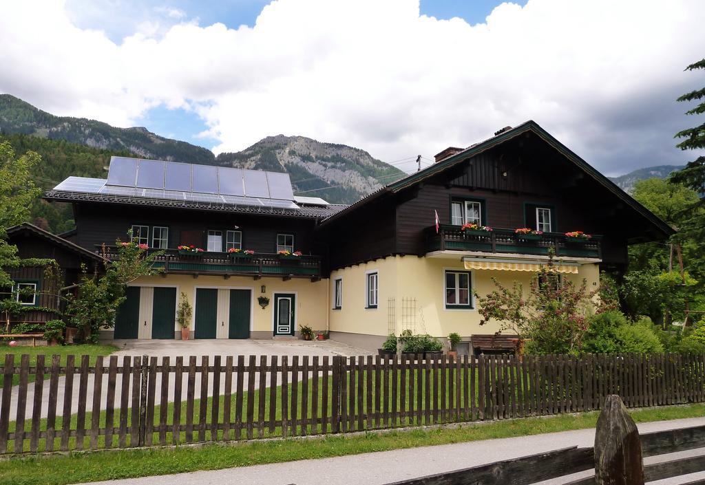 Ferienwohnung Schoenauer Haus im Ennstal Buitenkant foto