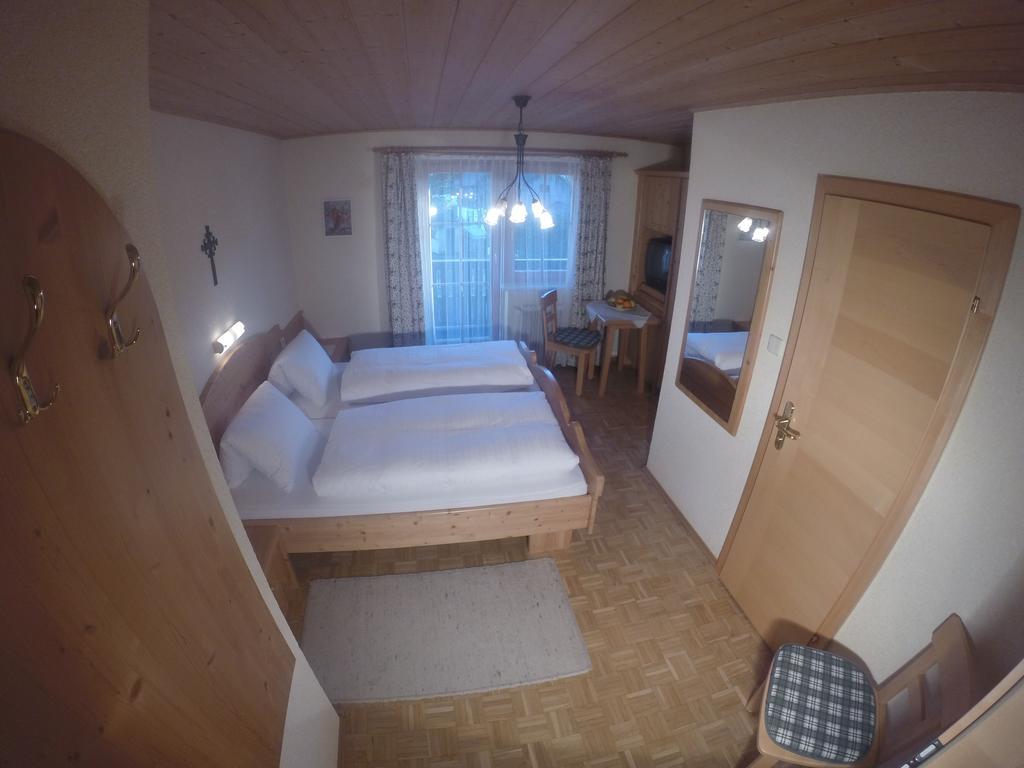 Ferienwohnung Schoenauer Haus im Ennstal Buitenkant foto